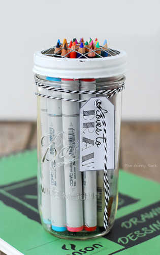 Loves_To_Draw_Gifts_In_A_Jar_FS