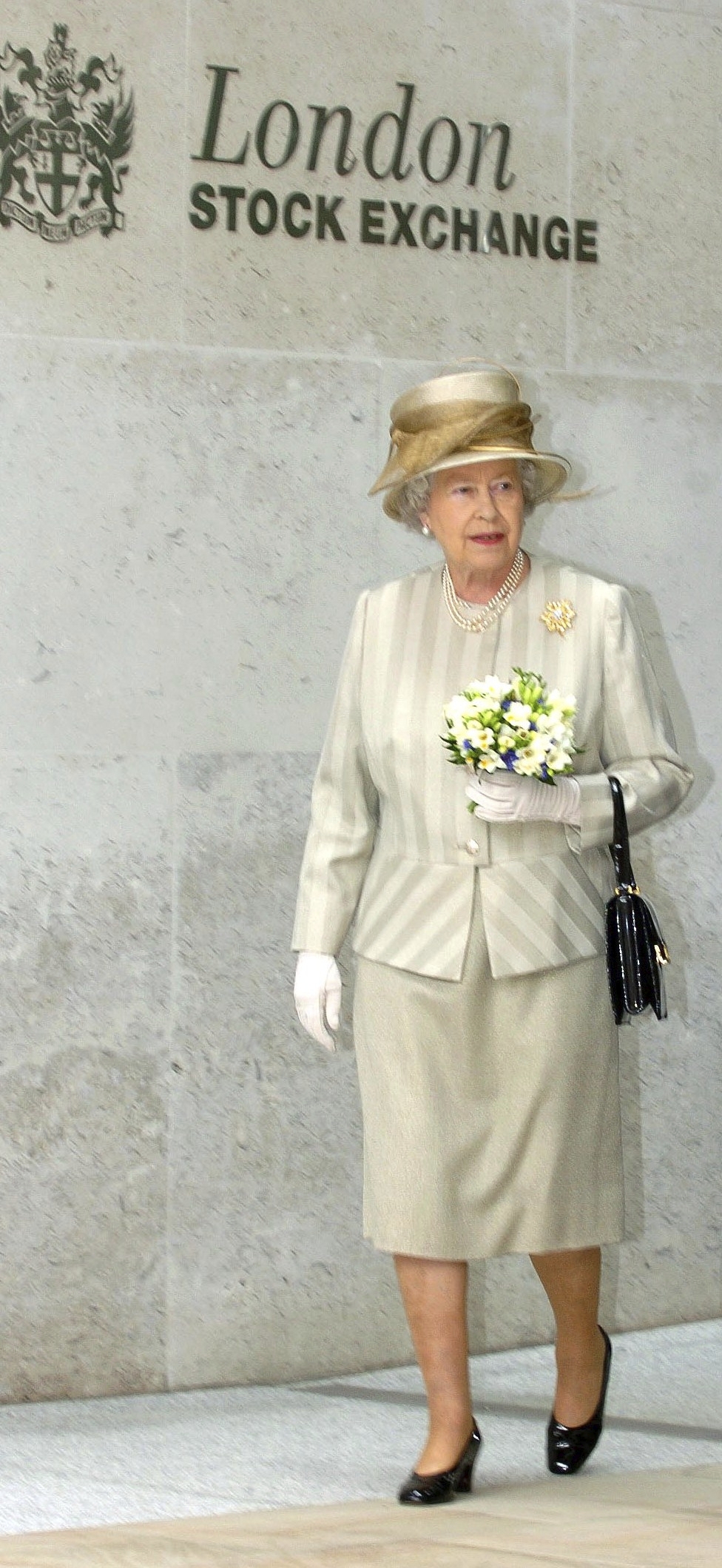 A recent picture of Queen Elizabeth, 2015