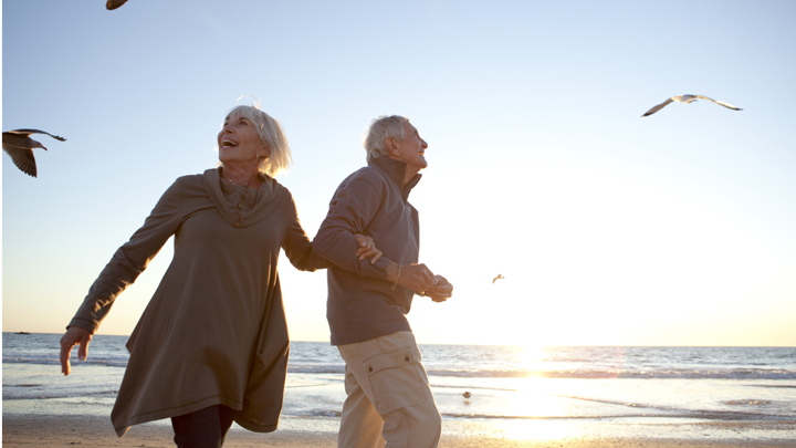 o-OLDER-COUPLE-ON-THE-BEACH-facebook