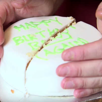 Have we been cutting cake wrong our whole lives? - Starts at 60