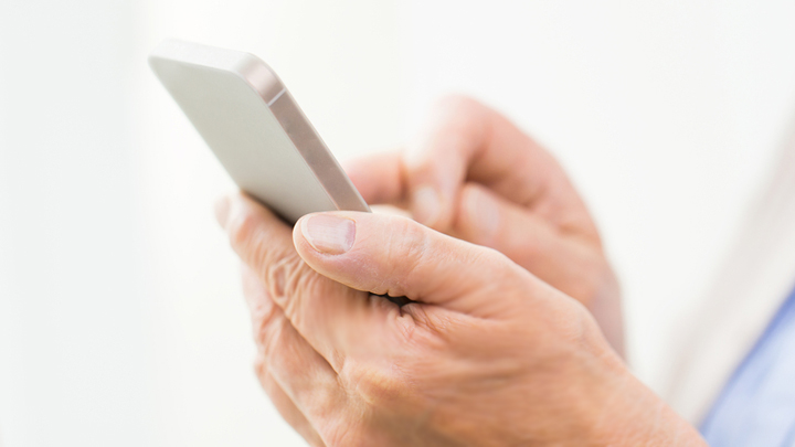 How To Turn Off True Tone - What true tone does is that it adjust the color of your iphone's display according to the lights of your surrounding.