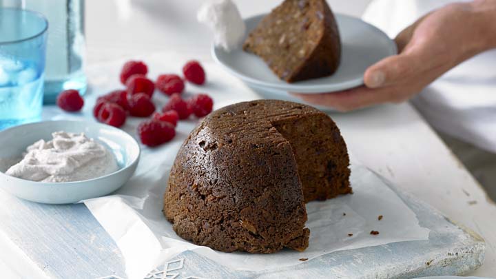 Christmas Pudding with Spiced Cream