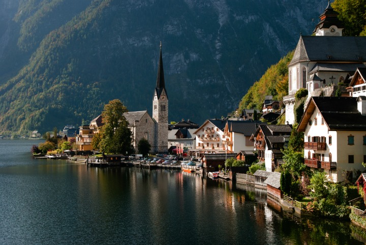 Wander around the quaint towns in the Austrian Alps. 