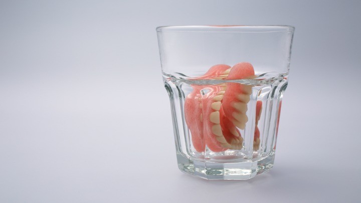 213511231_teeth_false_joke Shutterstock