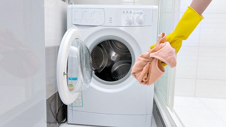 160516_Living_tips_clean_front_loading_washing_machine