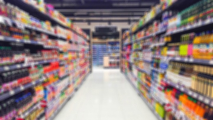 130716_blurred_supermarket