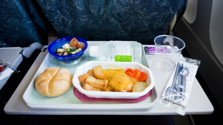 This food reviewer tells us which airlines have the best inflight meals ...