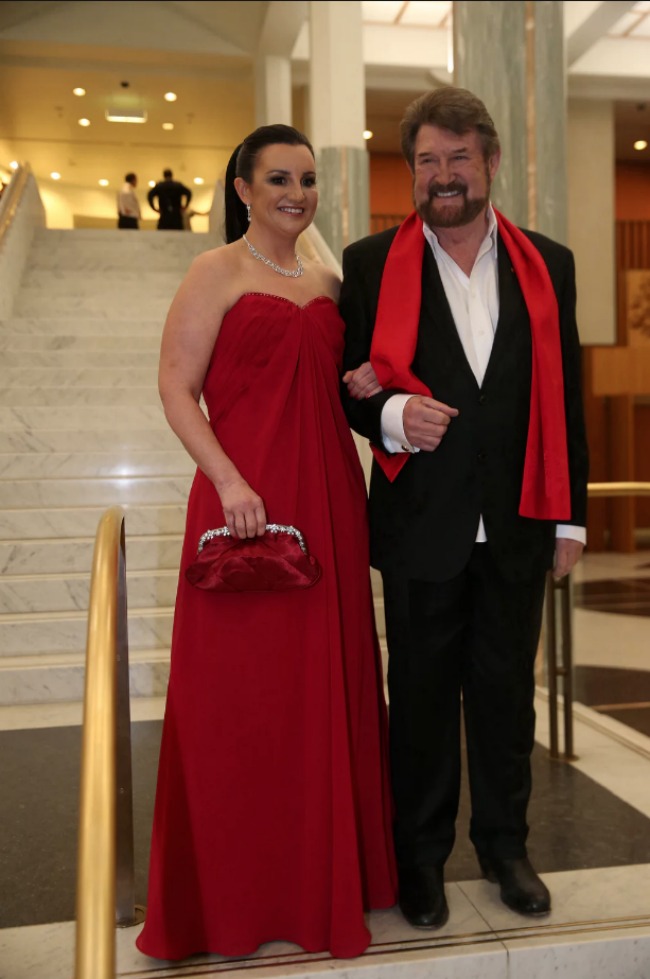 Jacquie Lambie and Derryn Hinch arrived arm in arm. Photo: The Guardian. 