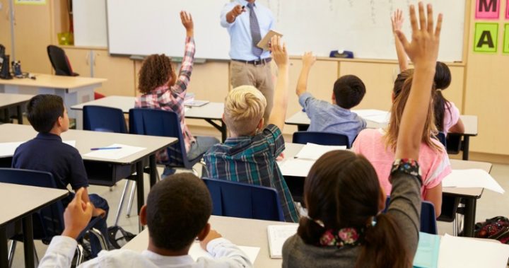 141016_kids-in-class