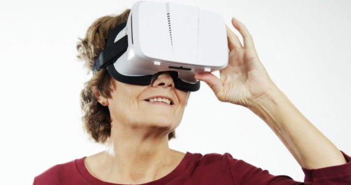 161103_virtual-reality