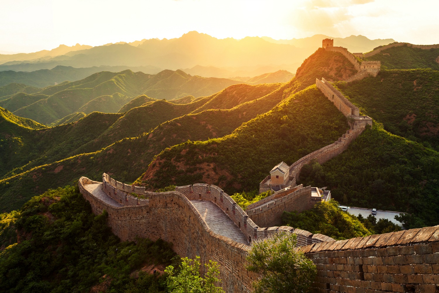 Nearly one third of the Great Wall of China has completely disappeared. Photo Shutterstock.