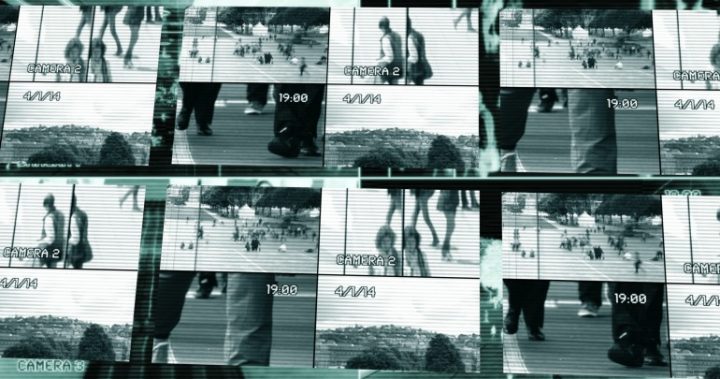 split-screen-camera-FBI_161116