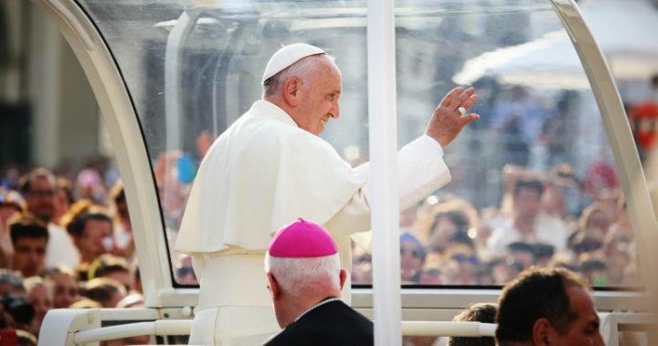 the-pope_161127