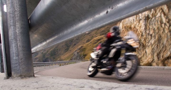 motorcycle-at-speed_161214