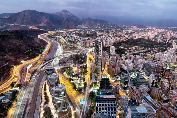 santiago-south-america_161216