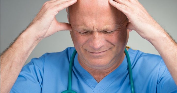 doctore-stressed