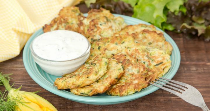 zucchini-fritters-snack