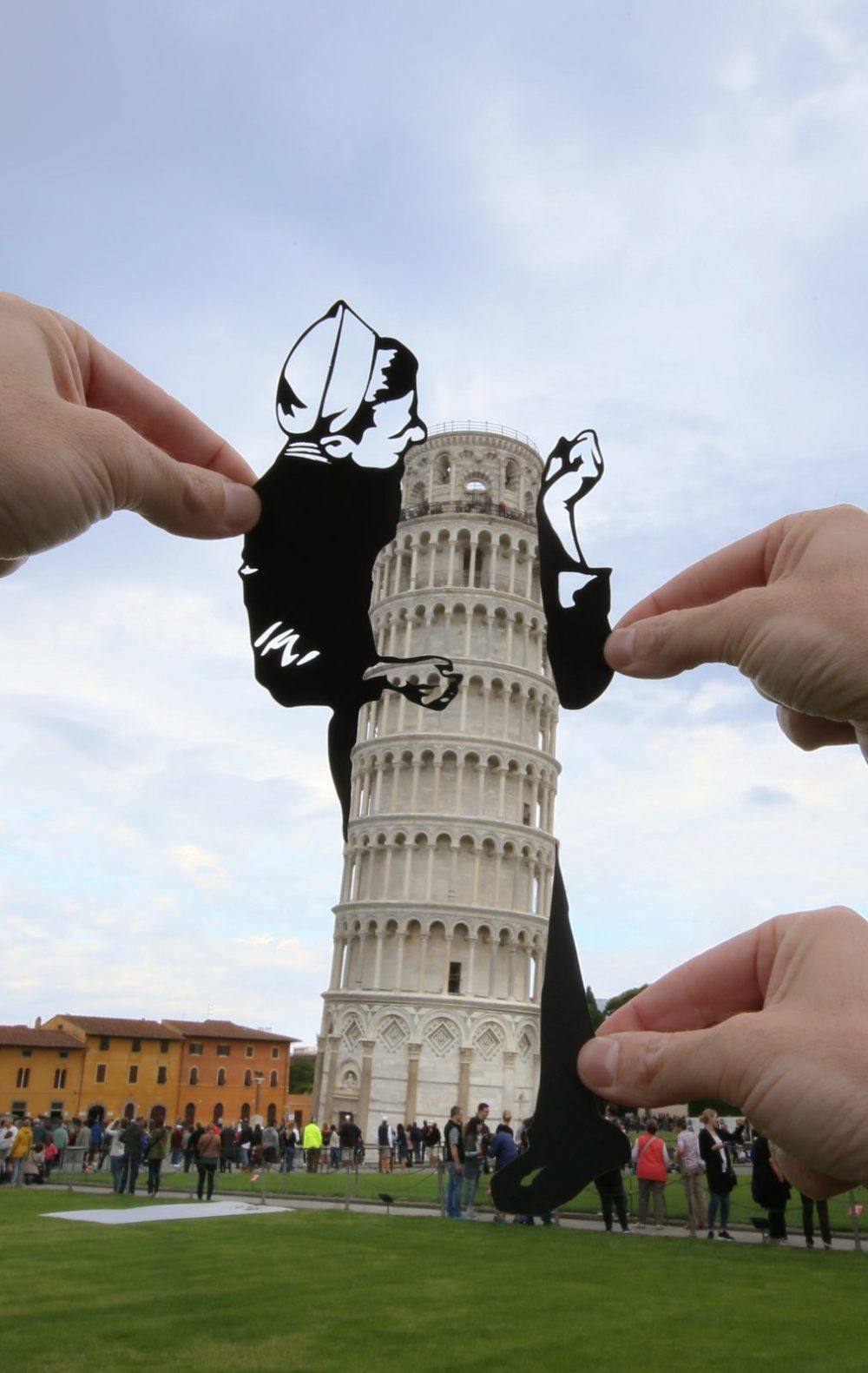 Leaning Tower of Pisa stencil