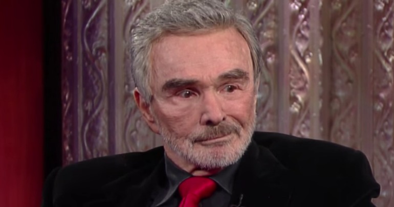 Frail Burt Reynolds makes rare red carpet appearance | Starts at 60