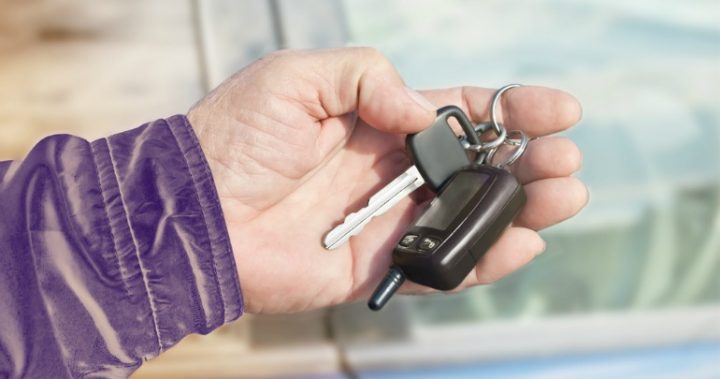 280817 car keys Car keys.