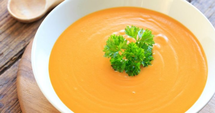 shutterstock_316484285 Creamy miso and ginger pumpkin soup