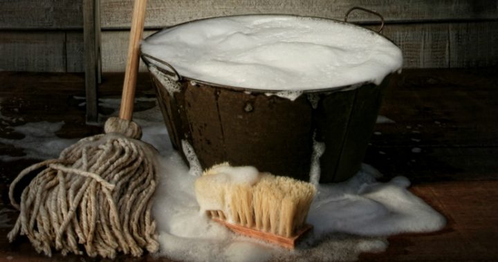 mopbucketscrubbingbrush