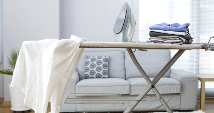 180917 ironing board Ironing clothes