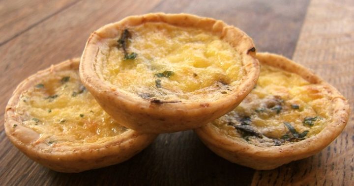 Cheddar Cheddar and onion slice with herbs