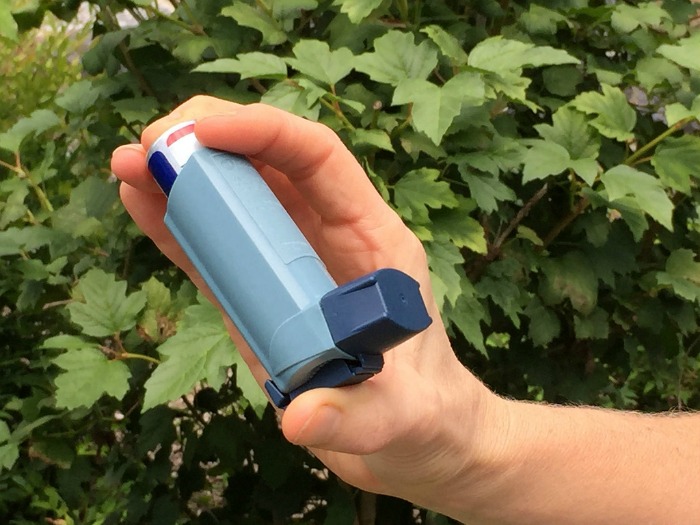 severe asthma puffer