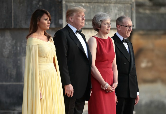 Melania Trump looked stunning as she stepped out in a yellow ball gown.