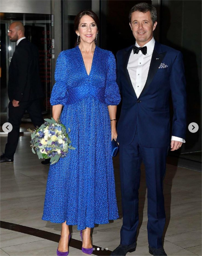 Princess Mary looked stunning in the vibrant blue dress. 