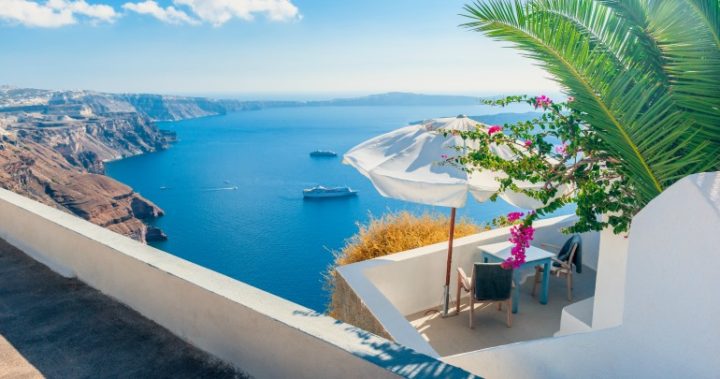 The key things to know about complimentary travel insurance cover The key things to know about complimentary travel insurance cover