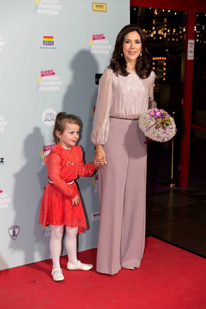 Princess Mary looked gorgeous in a pink blouse and flared pants at the annual Danish Rainbow Award show.