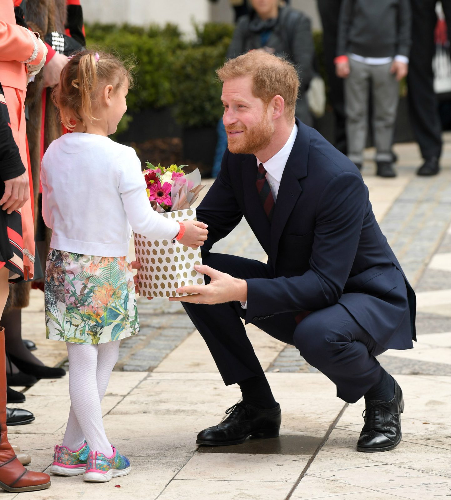 Prince Harry delighted the young fan by shaking her hand. Source: Getty.